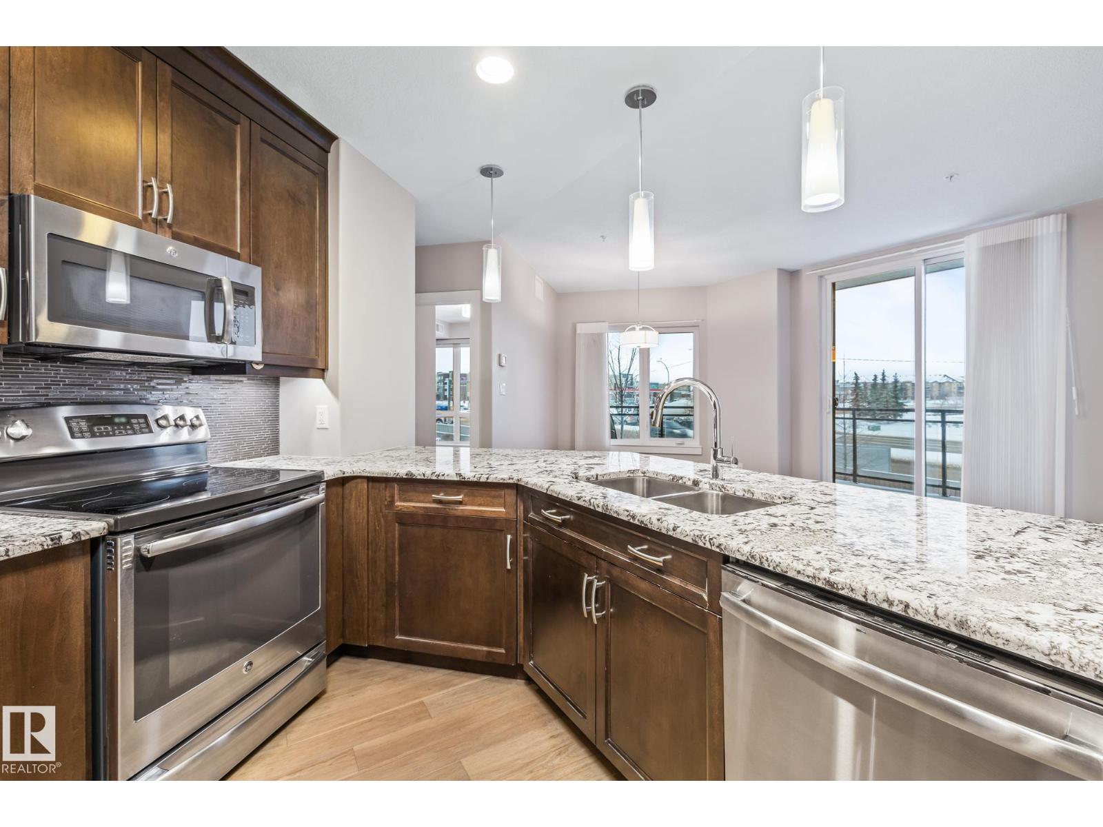 #211 11080 ELLERSLIE RD SW