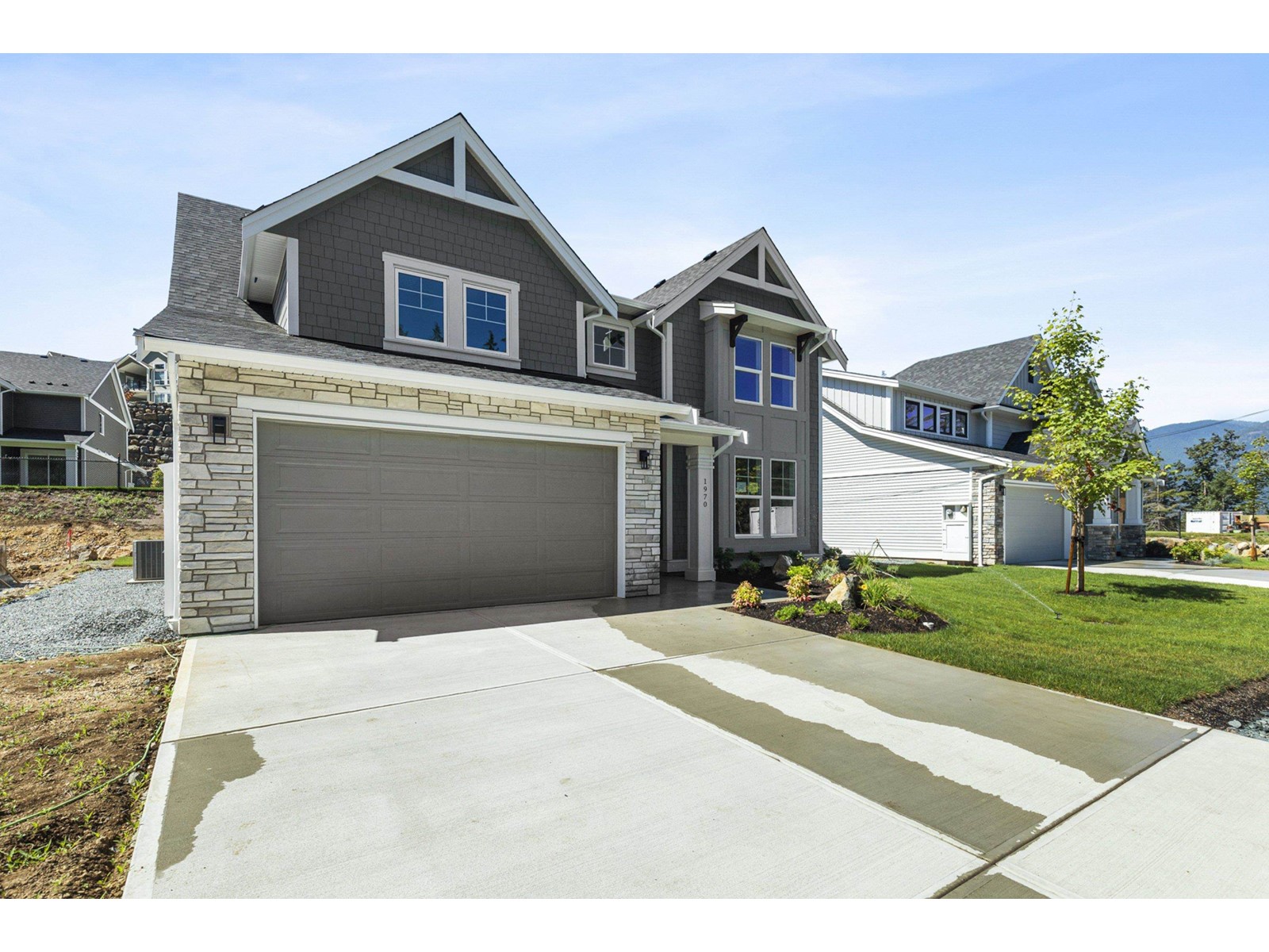 1970 SPARROW HAWK PLACE|Mt Woodside