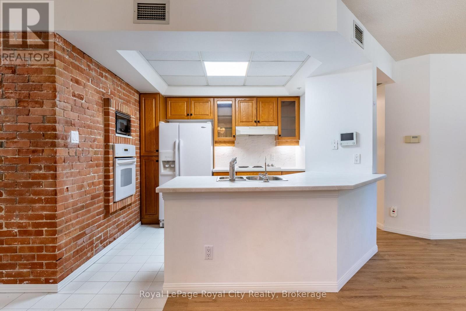101 - 57 SUFFOLK STREET W