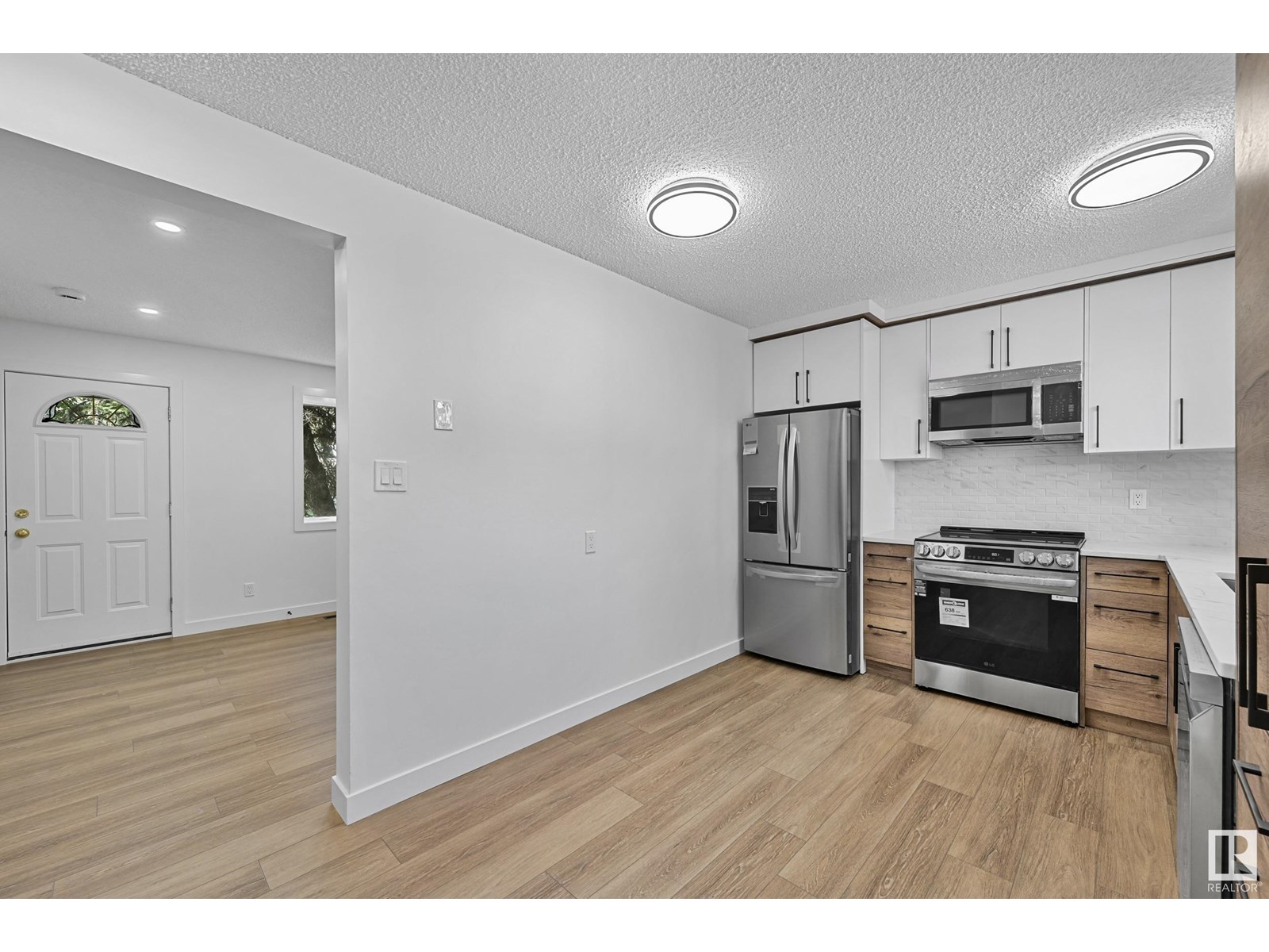 416 HERMITAGE RD NW