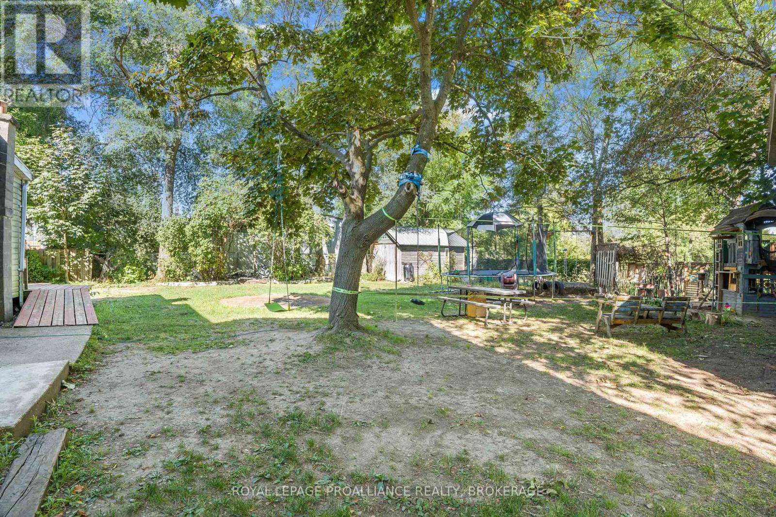 16 ST CATHERINE STREET