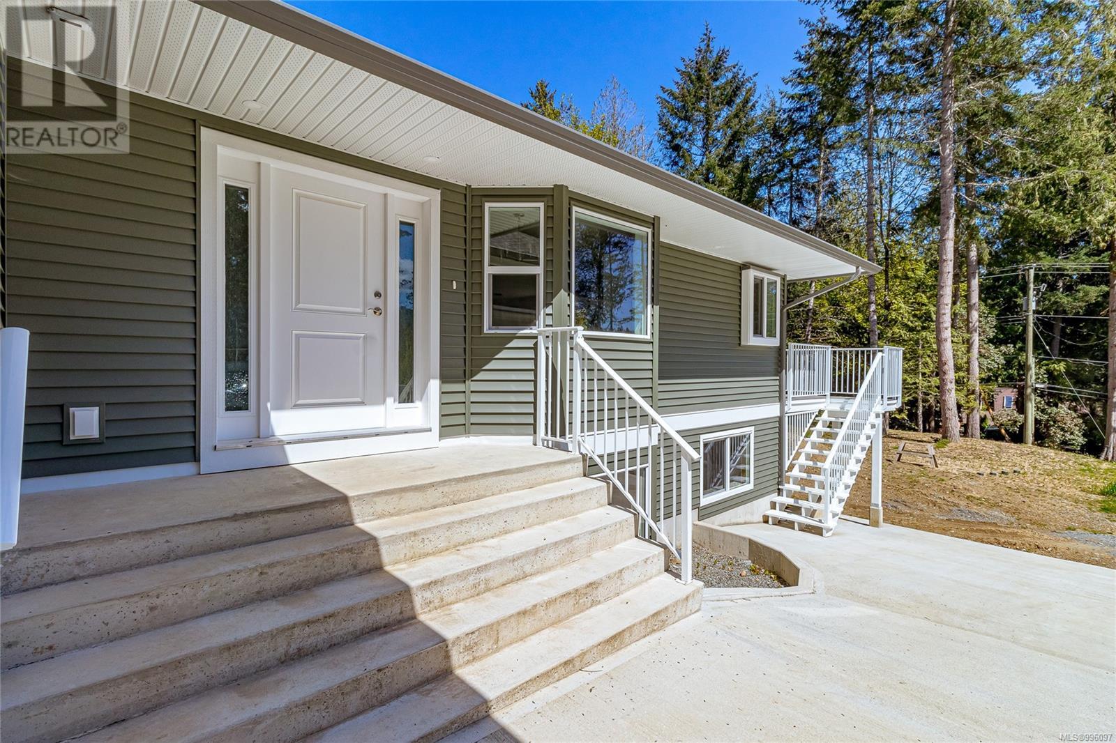 2582 Shawnigan Lake Rd