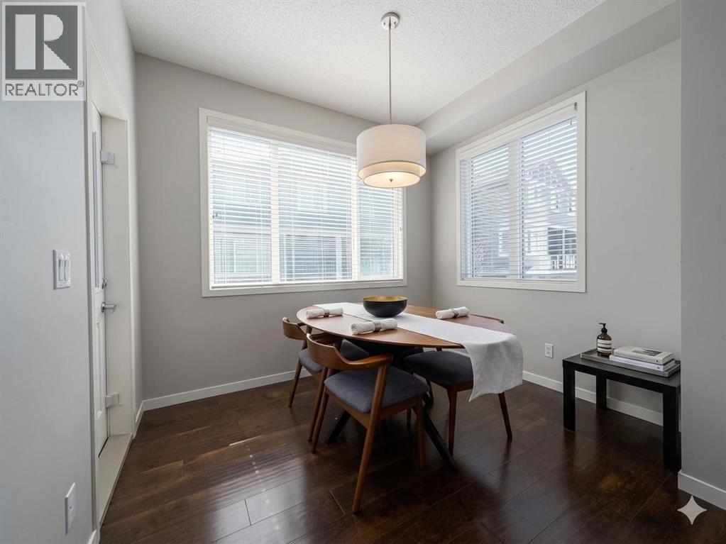 535 Panatella Walk NW