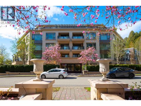 300 533 WATERS EDGE CRESCENT West Vancouver BC V7T0A2