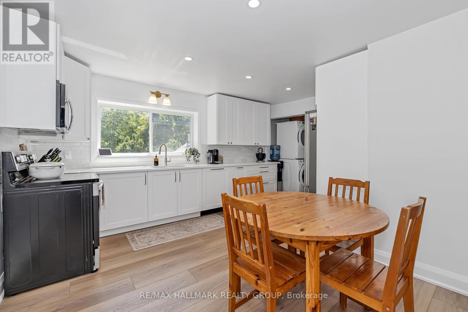 78 STRACHAN STREET