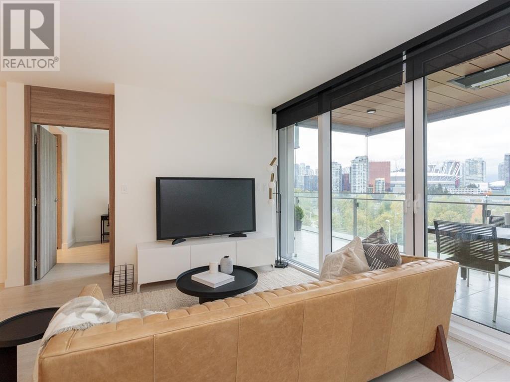 911 1768 COOK STREET