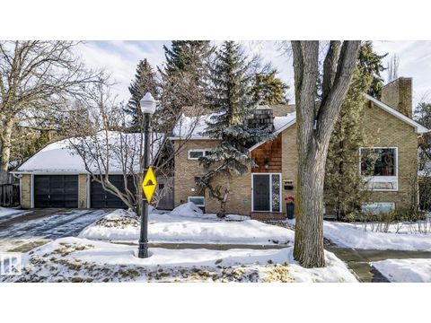 10235 134 ST NW NW Edmonton AB T5N2A6