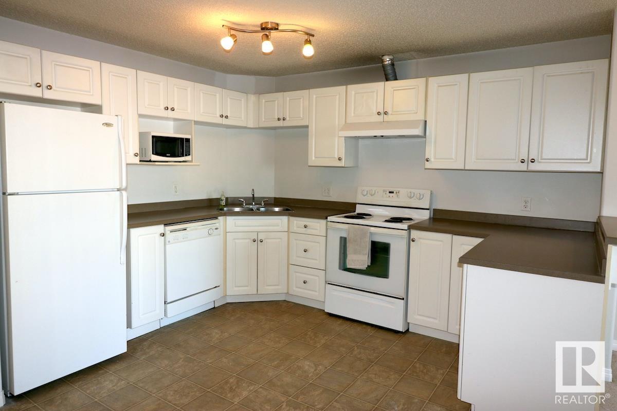#1211 330 CLAREVIEW STATION DR NW
