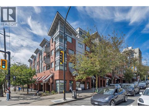 406 305 LONSDALE AVENUE North Vancouver BC V7M2G3