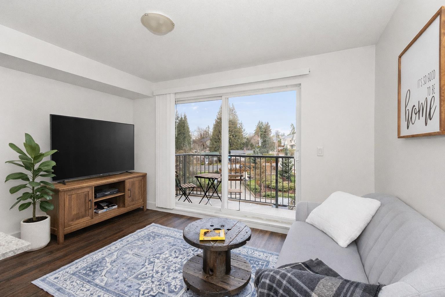 321 2565 CAMPBELL AVENUE