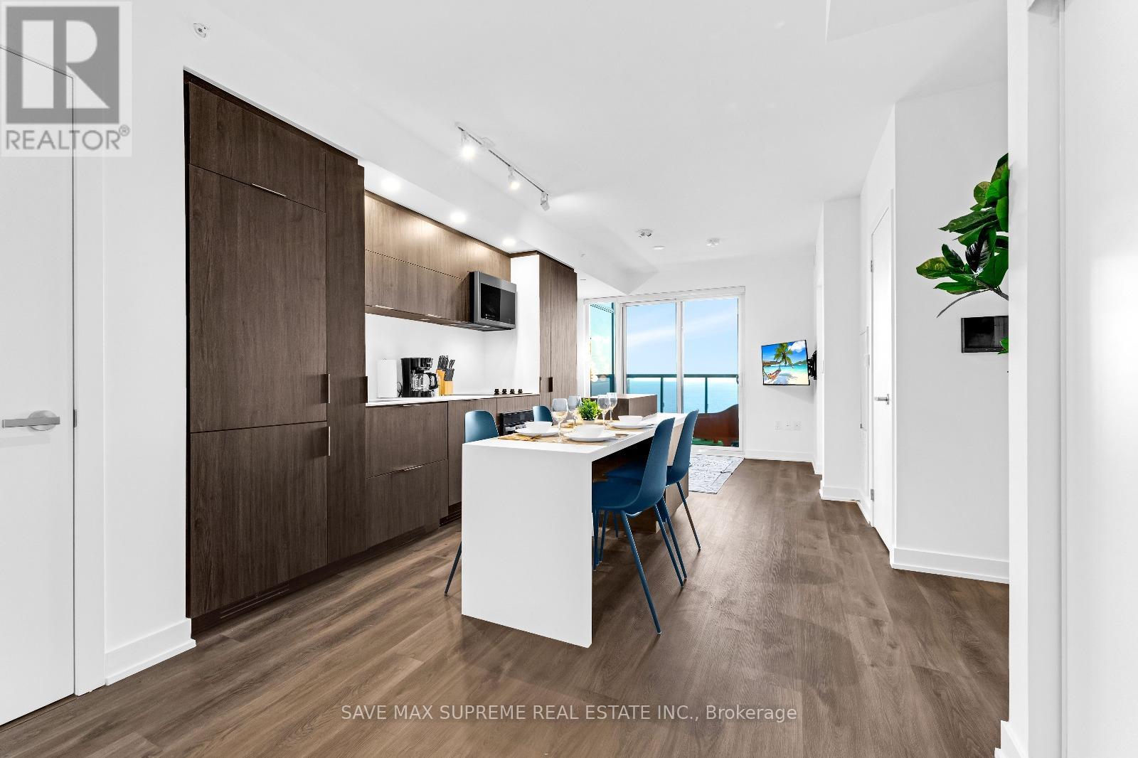 1406 - 370 MARTHA STREET