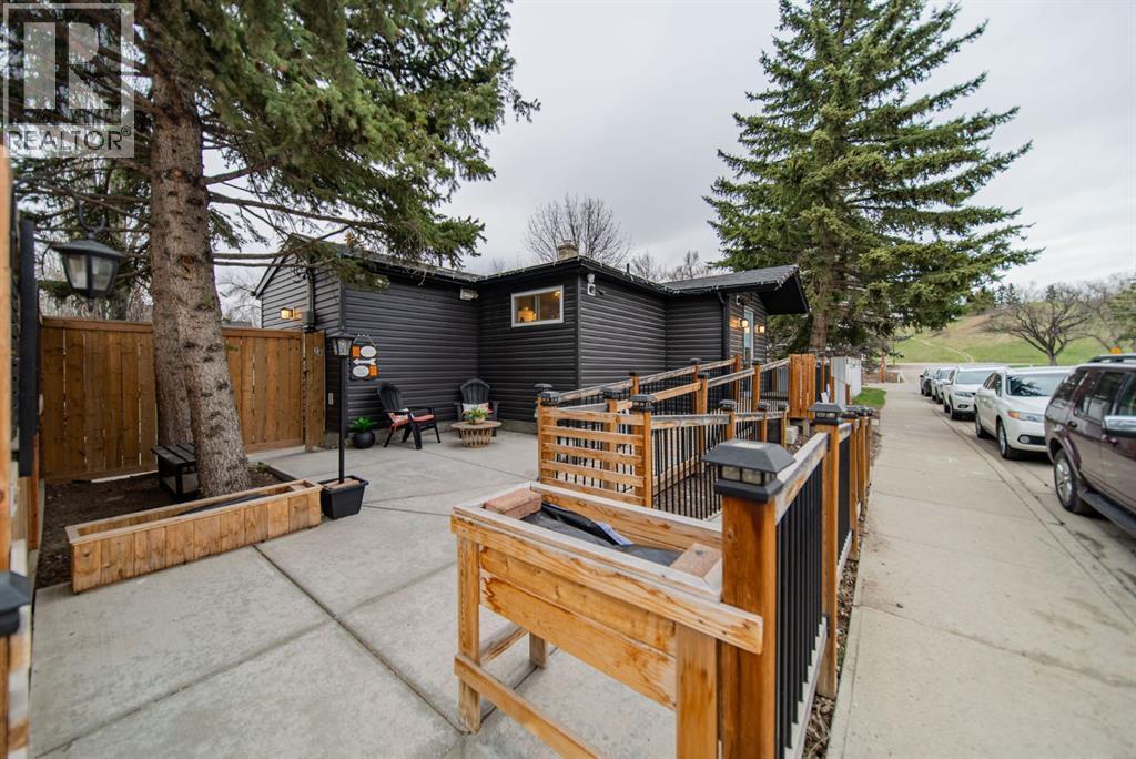 2 Elk Avenue