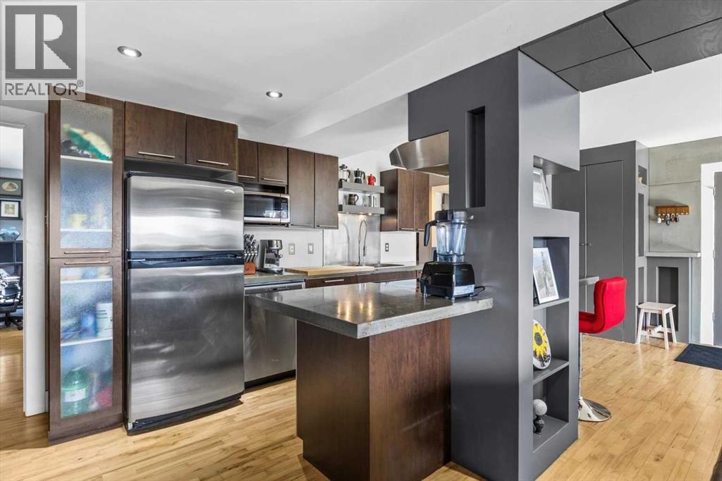 5, 1530 26 Avenue SW