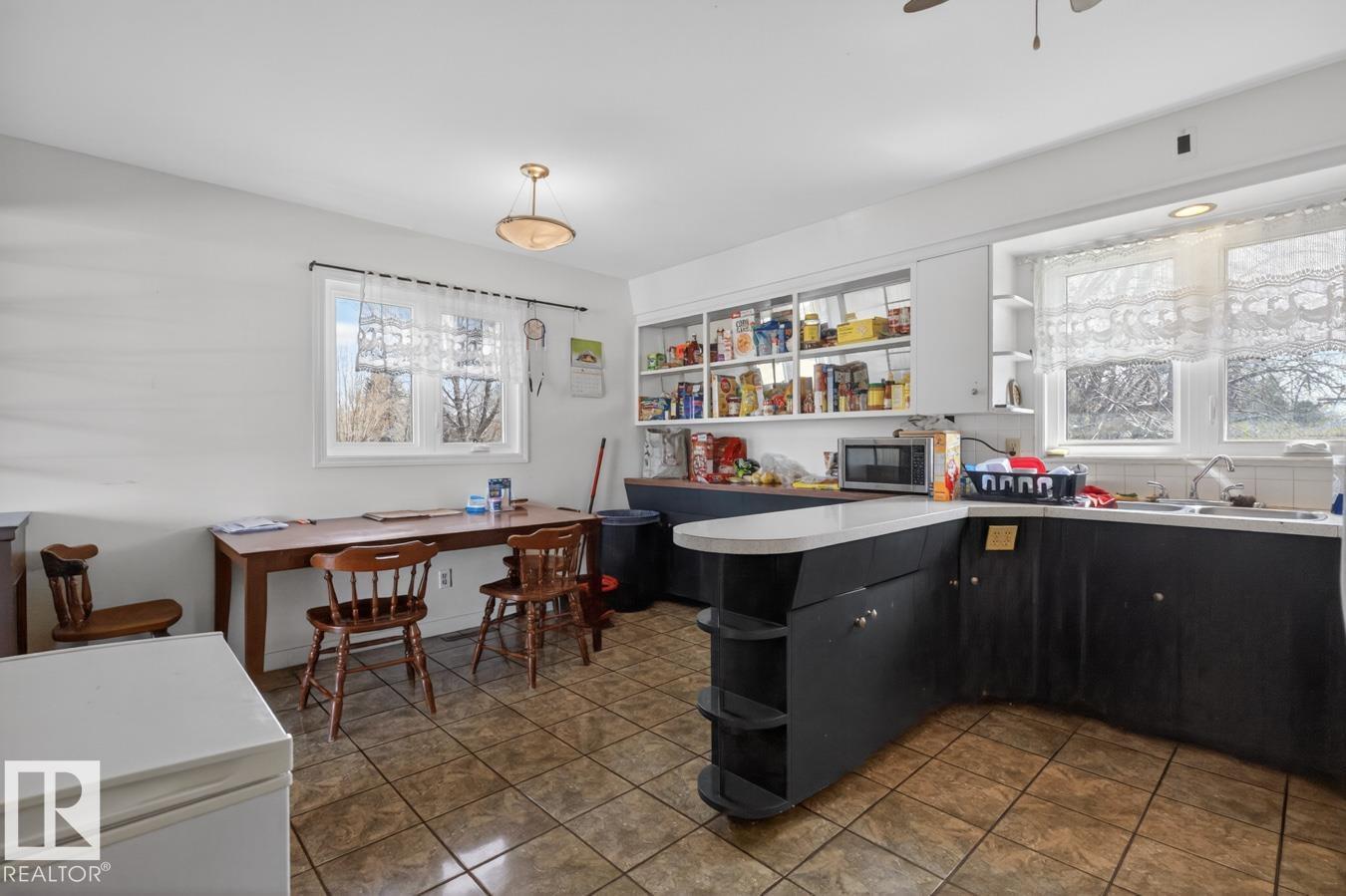 4641 116 AV NW
