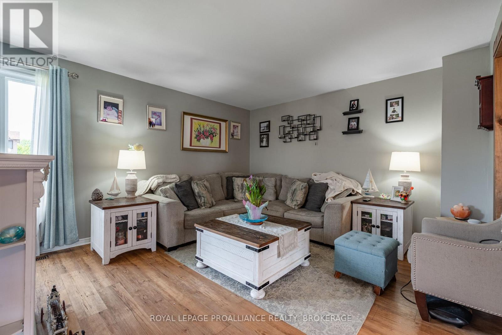 587 DAVIS DRIVE