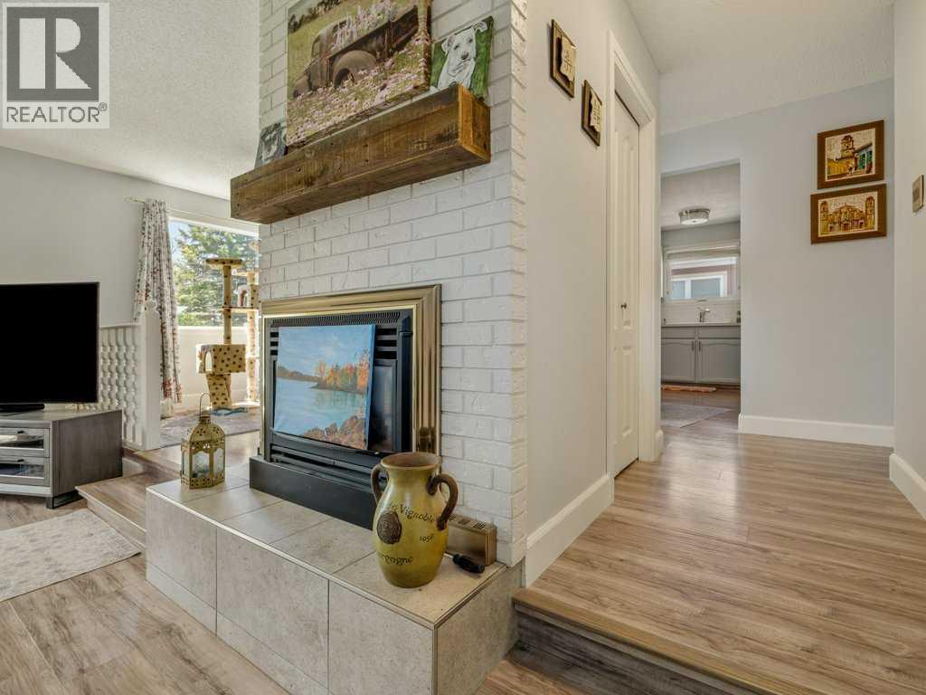 66 Pheasant Road N