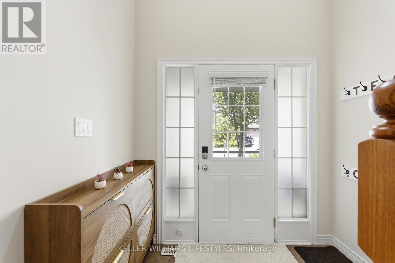 1127 FOXHUNT ROAD