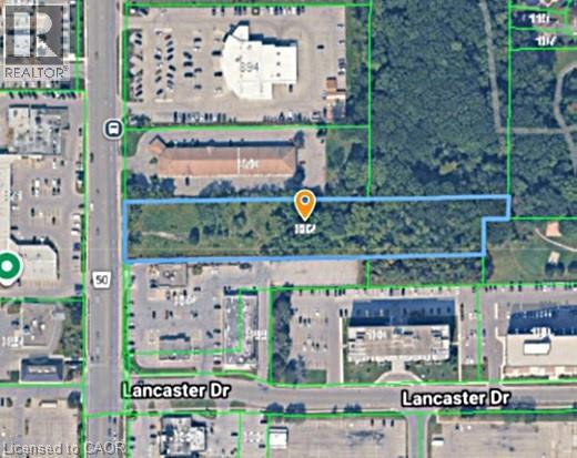 862 NIAGARA Street N