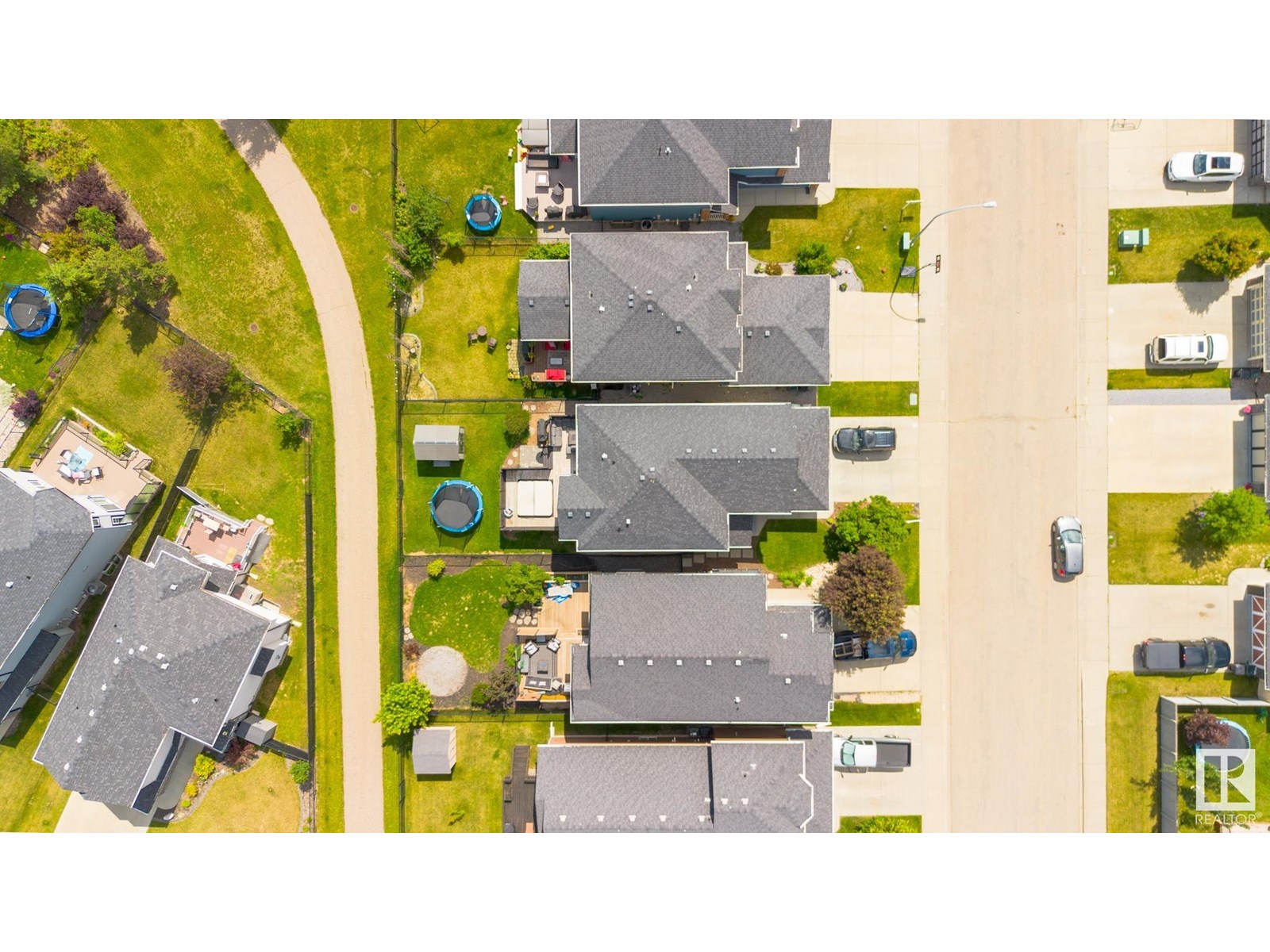 7280 ESSEX WY