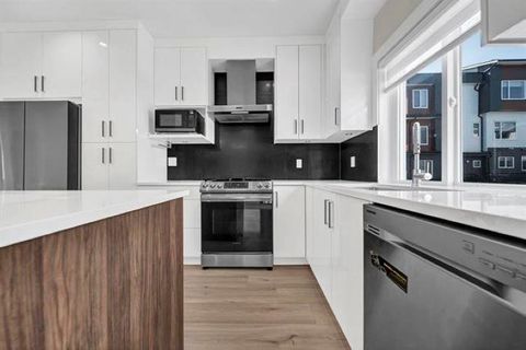 15 9652 162A STREET Surrey BC V4N2E4