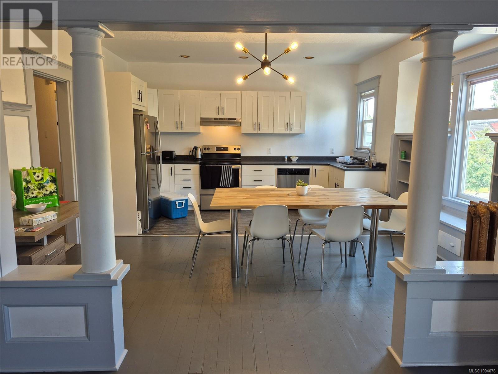 361/363 Burnside Rd E