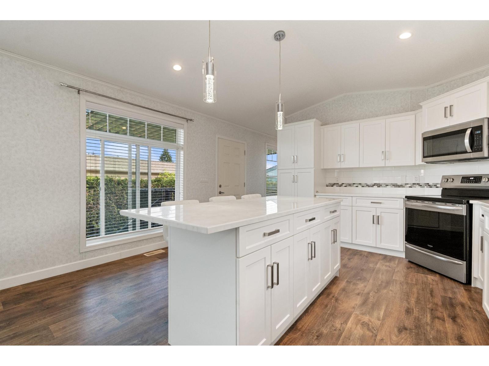 25 6035 VEDDER ROAD|Sardis South