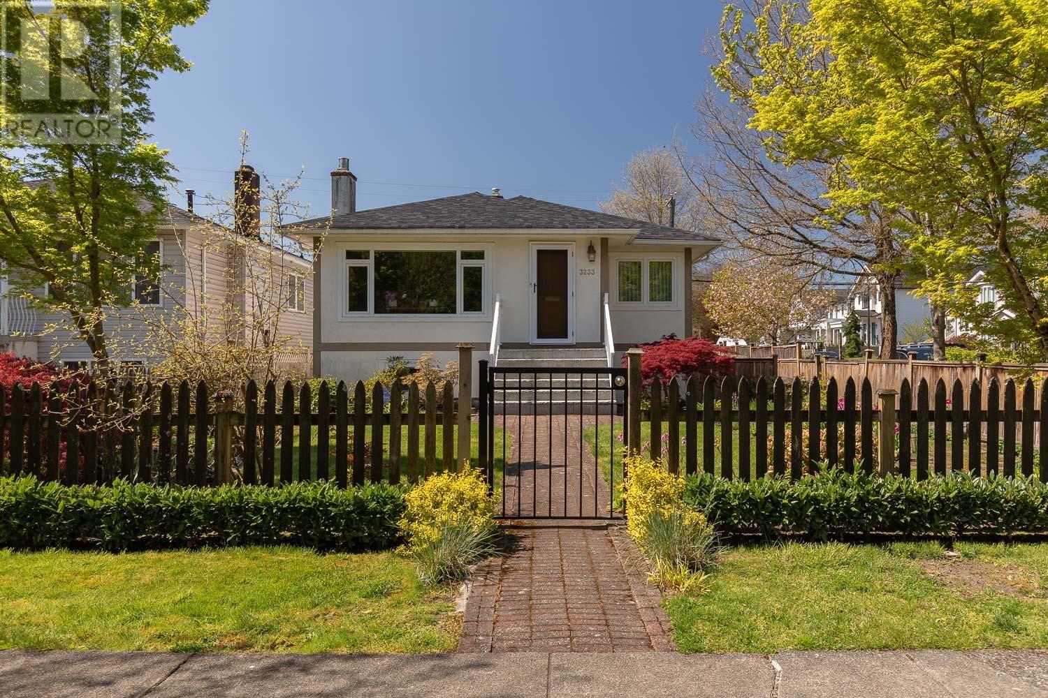 3233 PENTICTON STREET