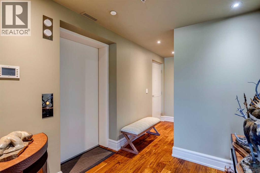 702, 600 Princeton Way SW