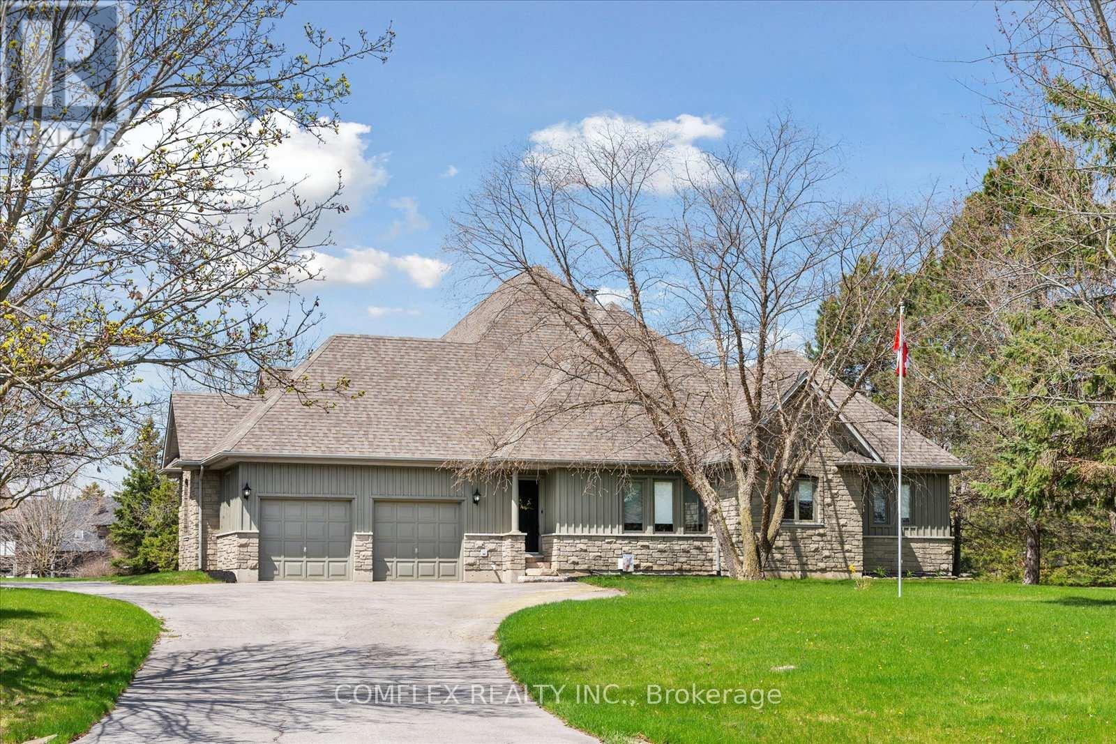 2 TAUNUS COURT