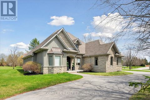 2 TAUNUS COURT Clarington ON L1C4H5