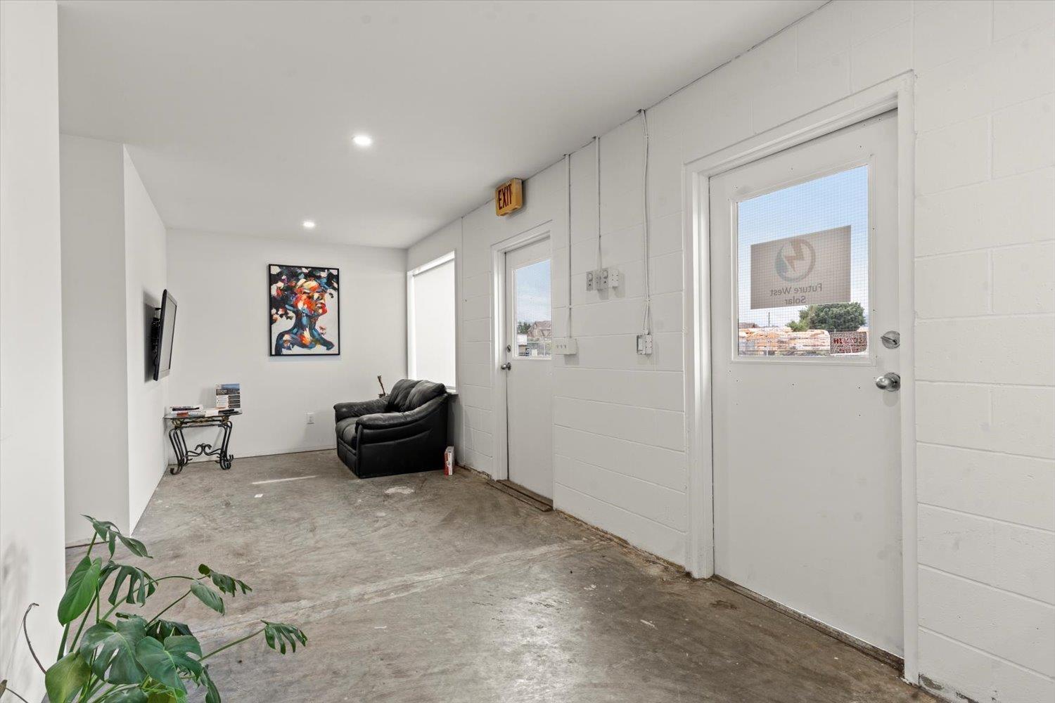 601 & 604 8950 YOUNG ROAD|Chilliwack Downtown