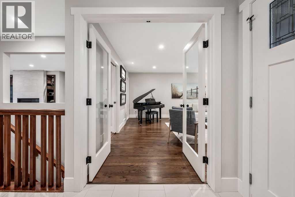 147 Oakside Place SW