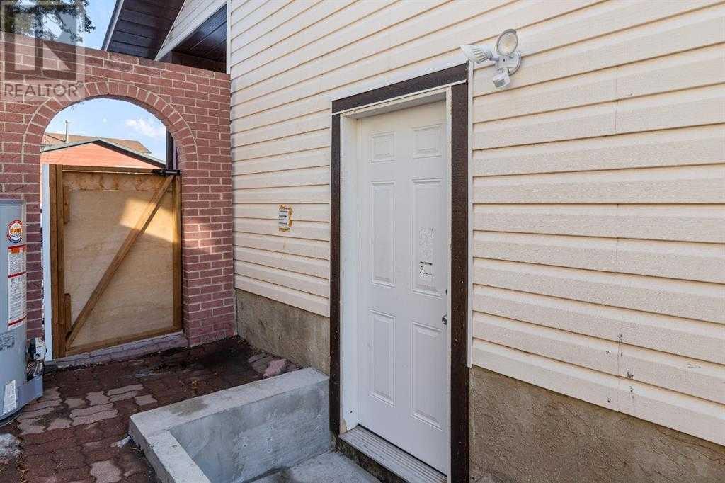 272 Templevale Road NE