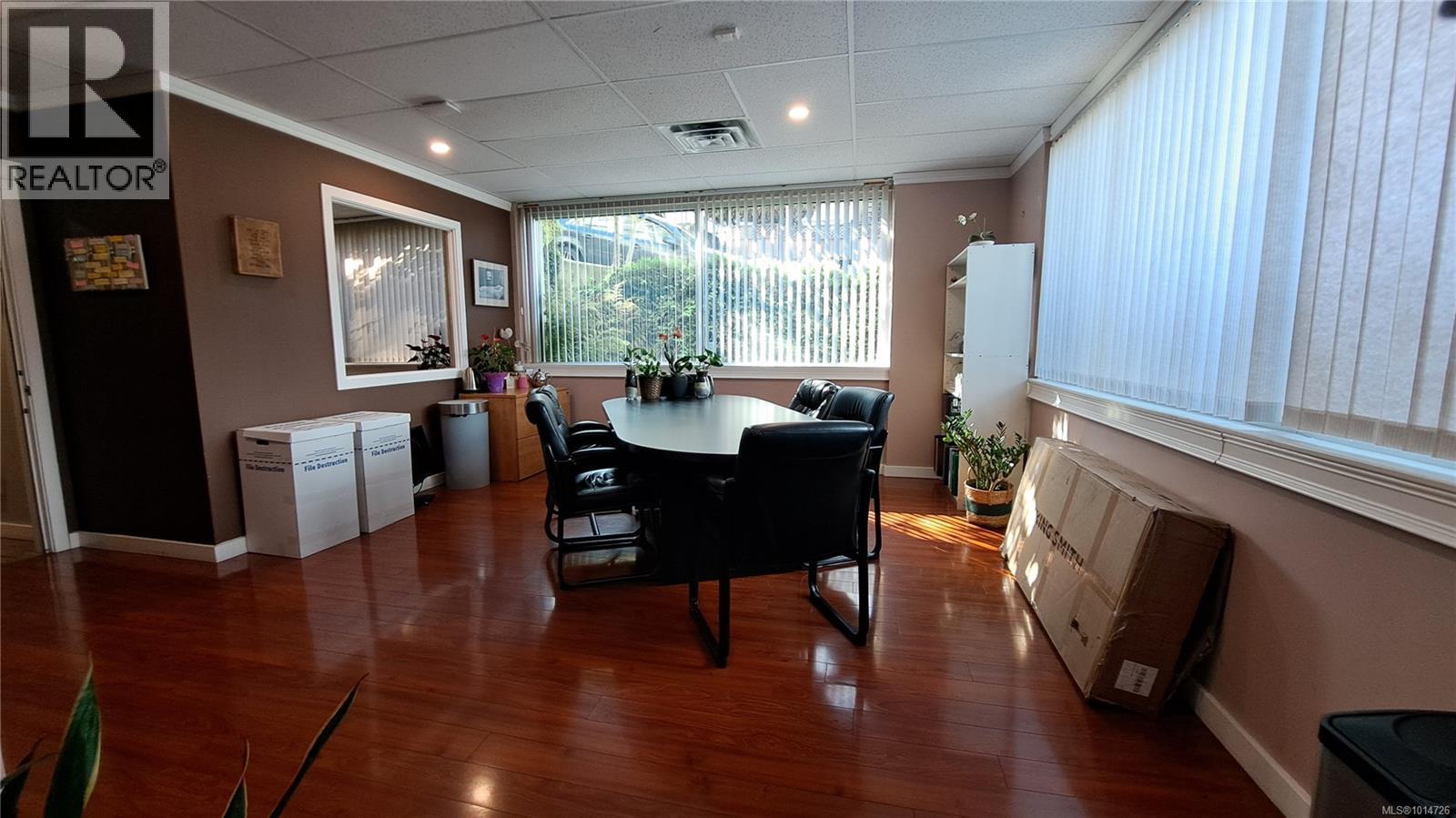 101 1625 Oak Bay Ave