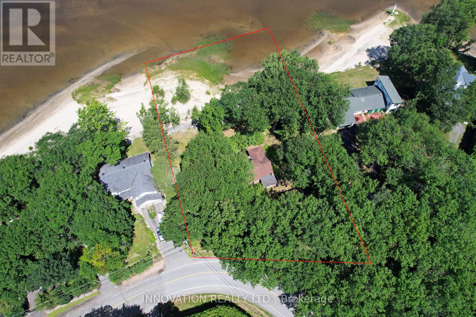 672 BAYVIEW DRIVE