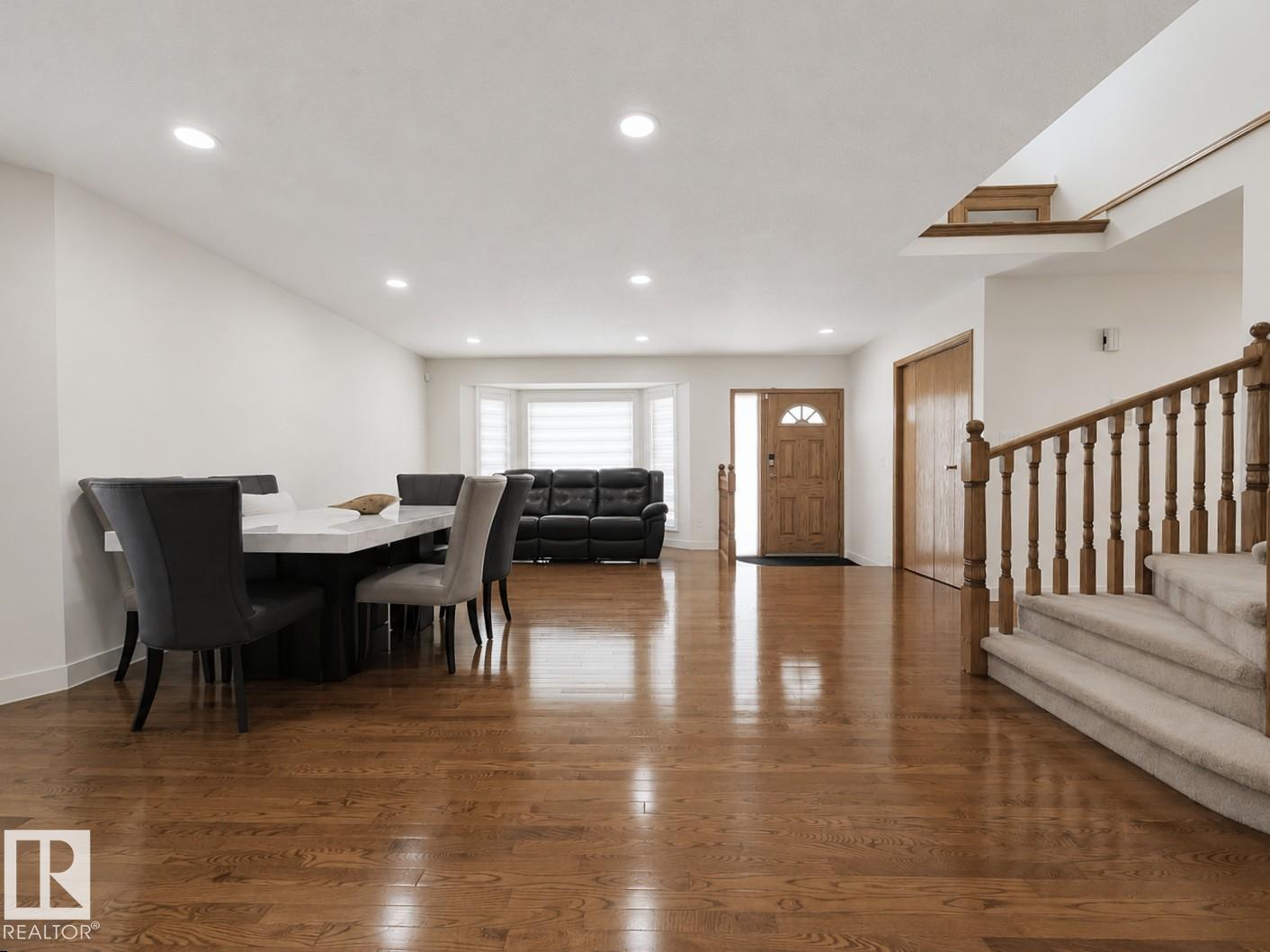 15235 61 ST NW
