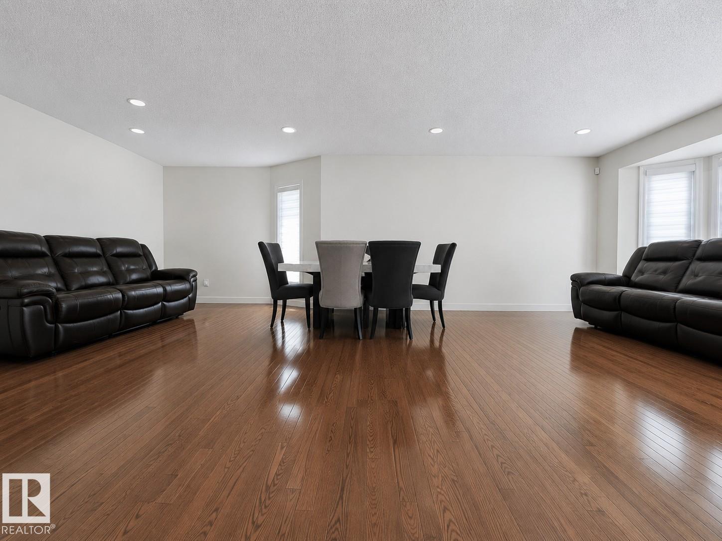 15235 61 ST NW