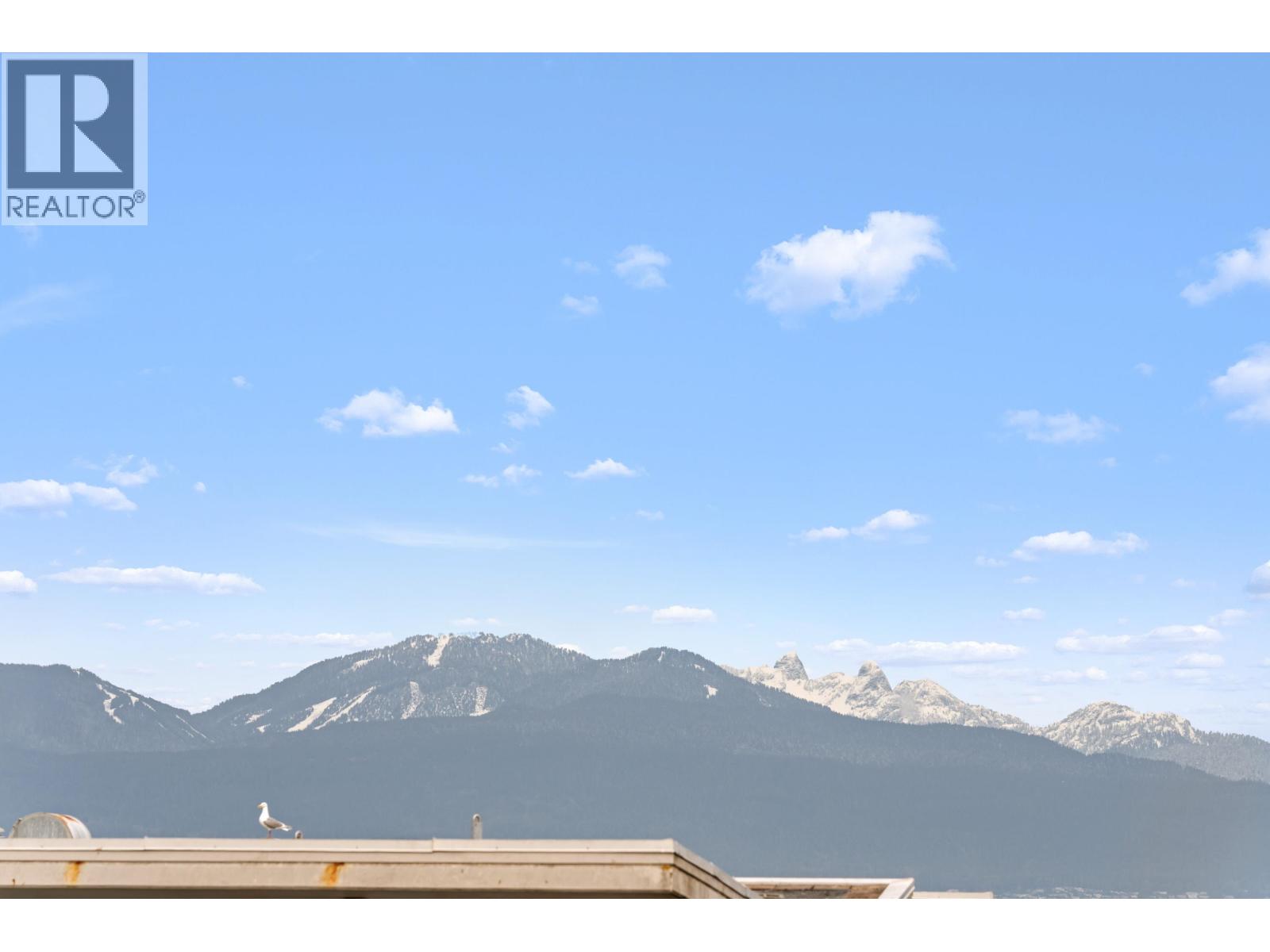 PH6 7988 ACKROYD ROAD