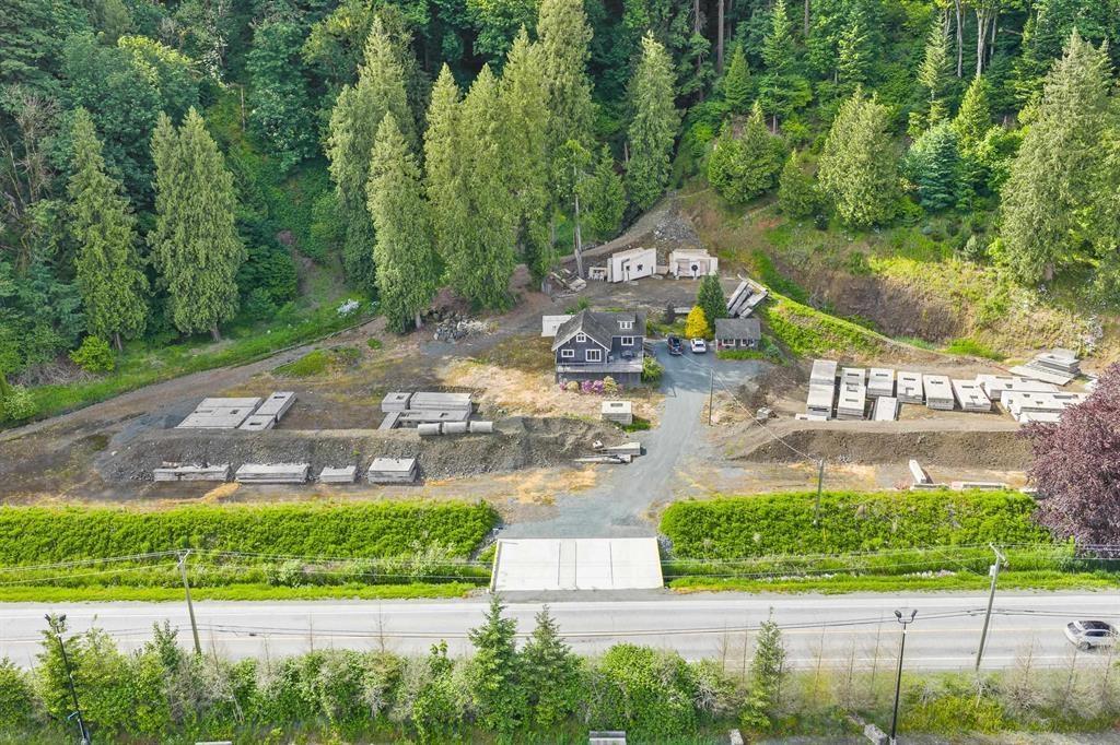 8395 CHILLIWACK MOUNTAIN ROAD|West Chilliwack