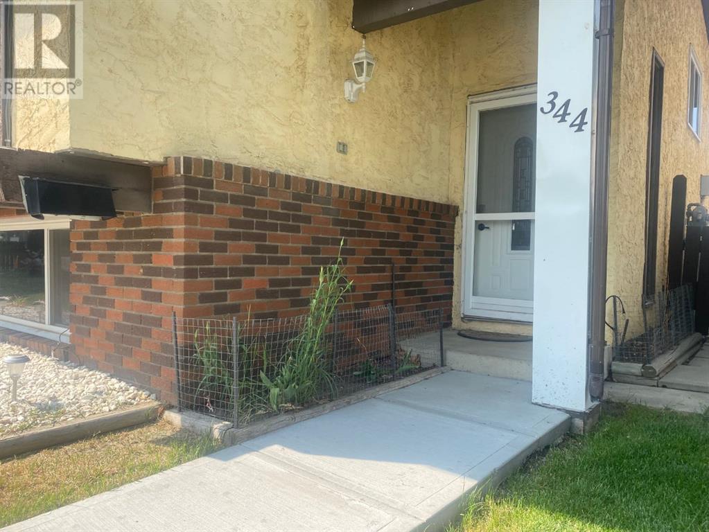 344 Templeview Drive NE