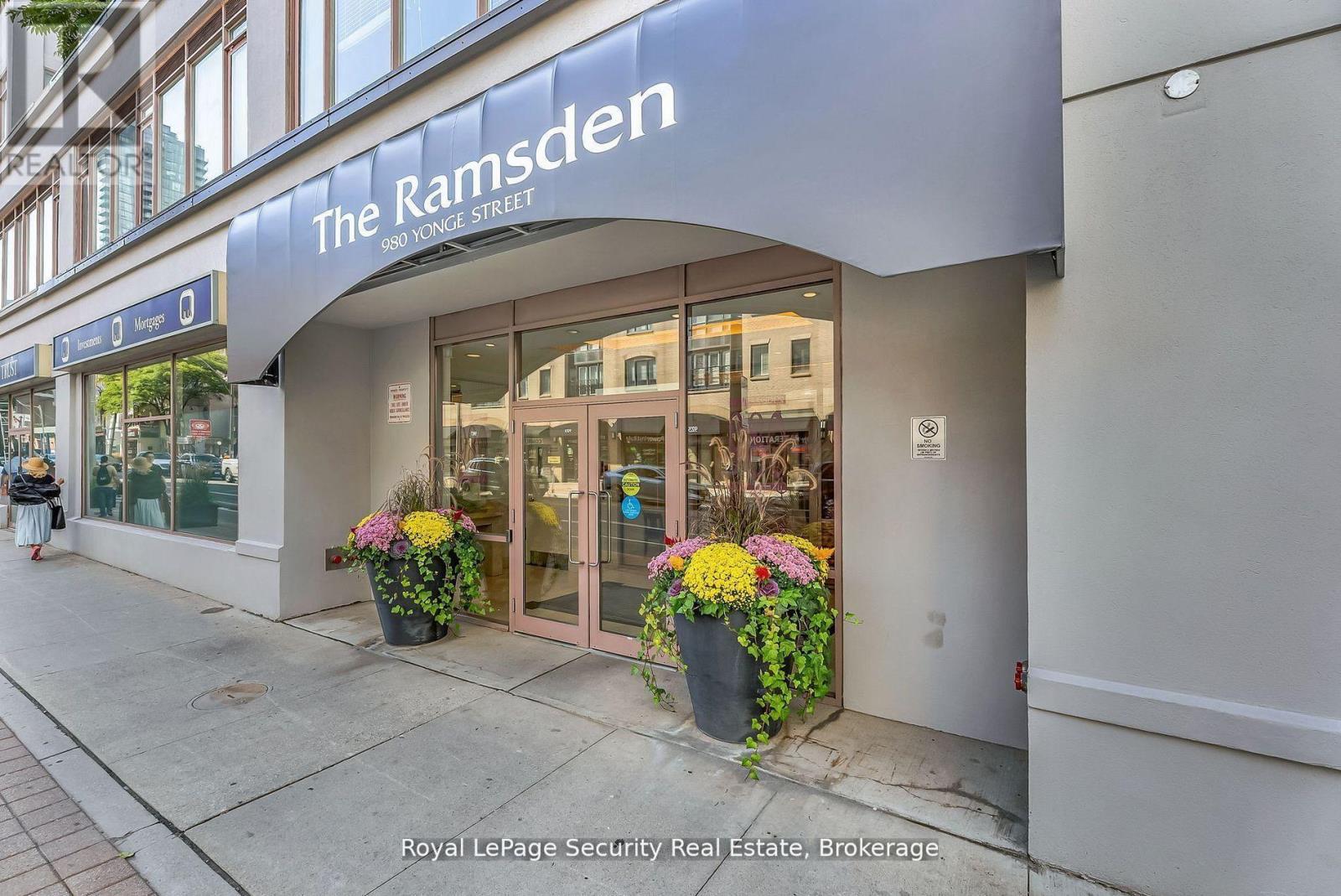 403 - 980 YONGE STREET