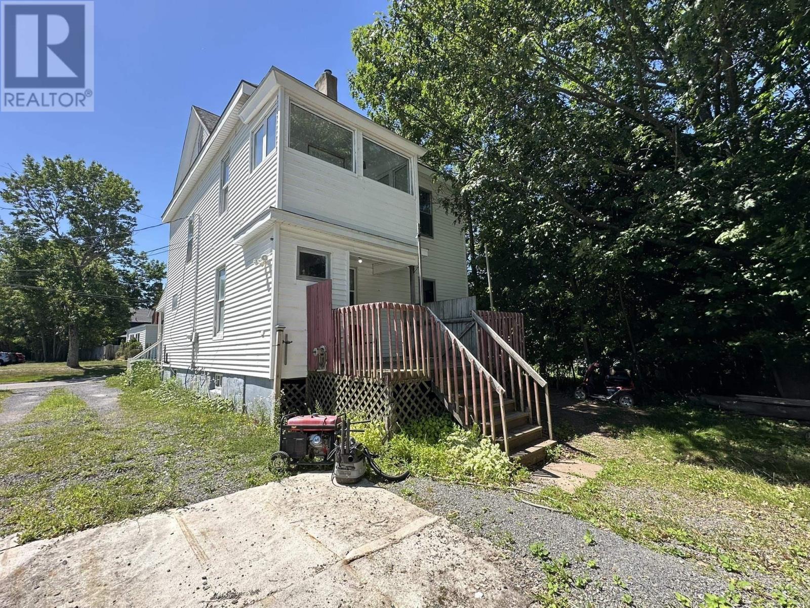 12 Fairview Avenue