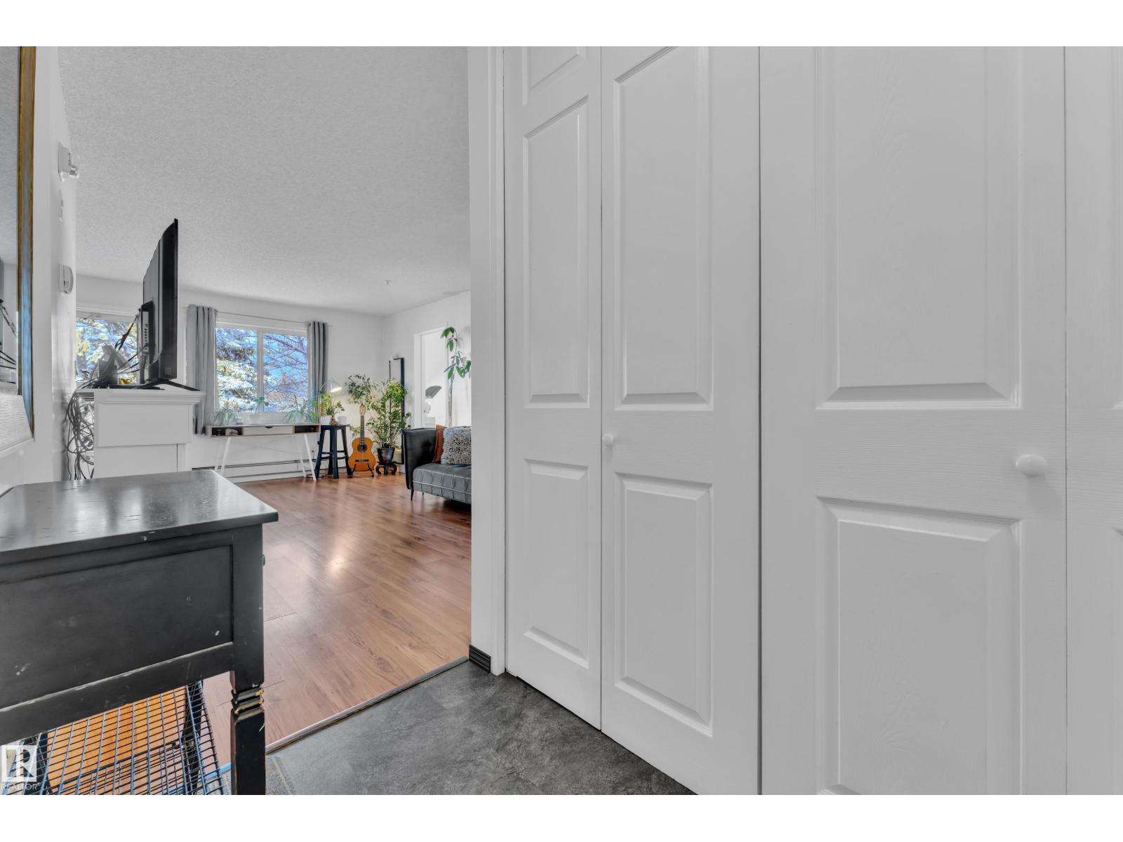 #114 105 Mckenney Ave NW