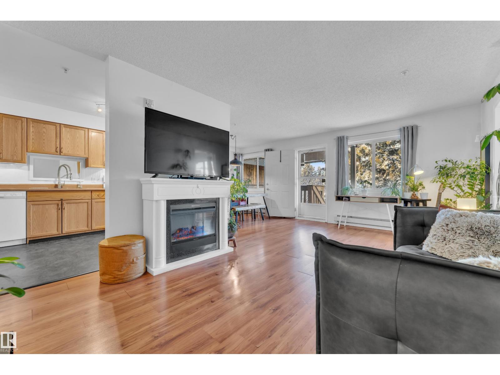 #114 105 Mckenney Ave NW