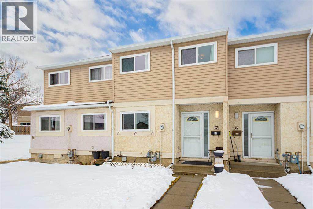 37, 5520 1 Avenue SE