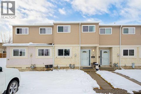 37, 5520 1 Avenue SE Calgary AB T2A5Z7
