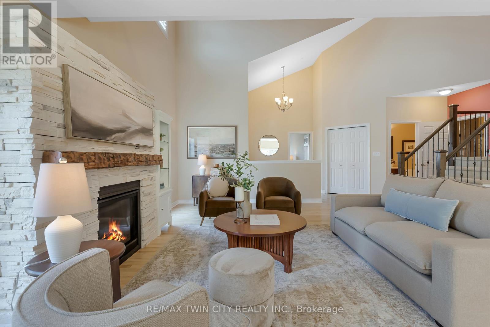 227 CHESTNUT HILL CRESCENT