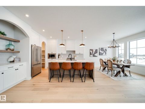 96 Chelles WD St. Albert AB T8T2C6