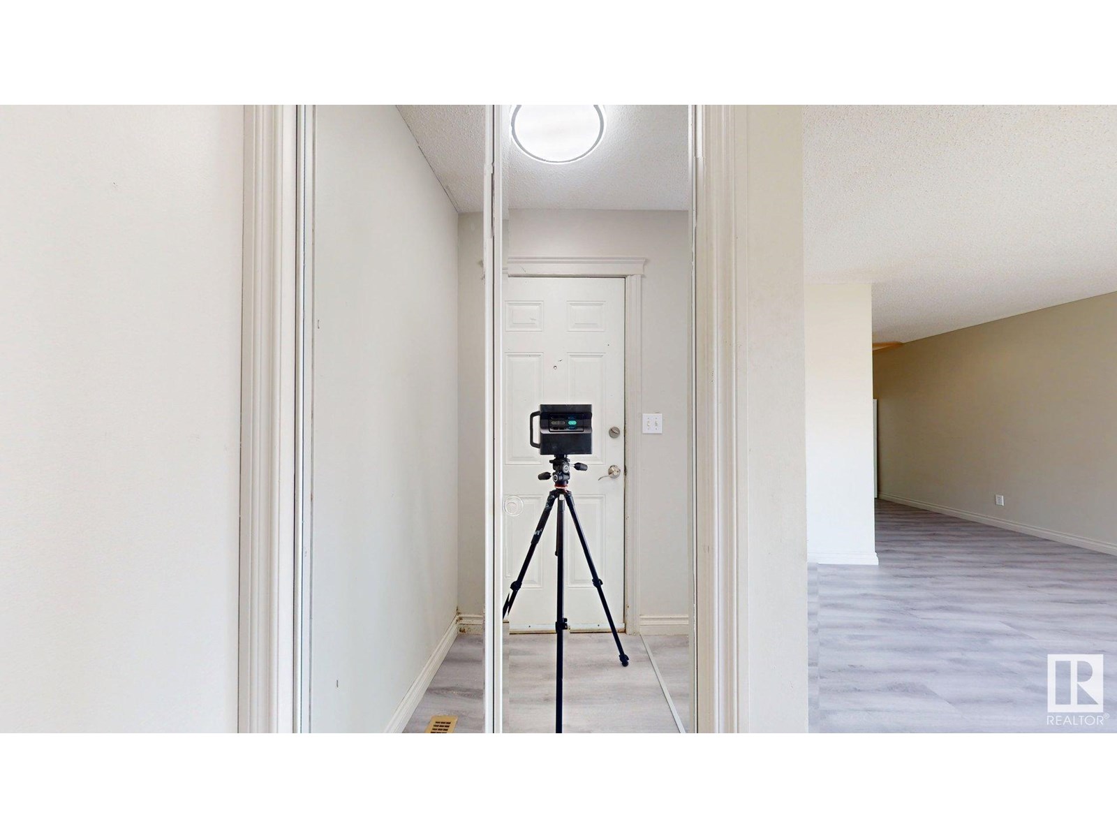 1508 62 ST NW