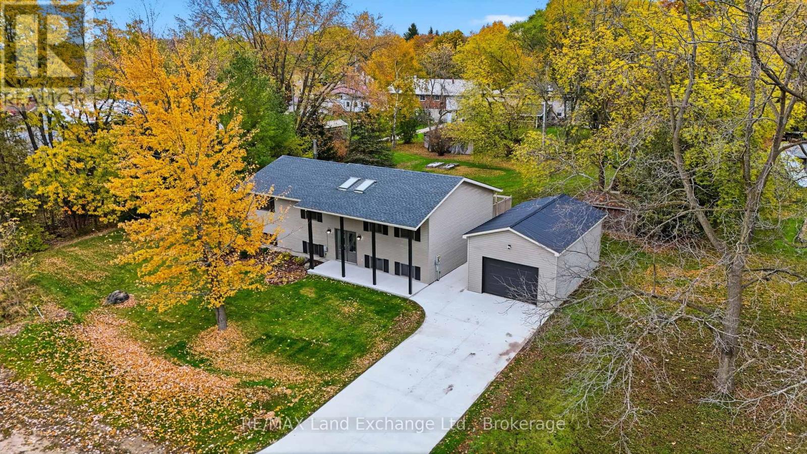 25 DIRSTIEN STREET N